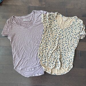 Abercrombie & Fitch drapey fit T-shirts